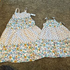 Adorable dresses from carters. Can split if need be. Size 3 and 7.